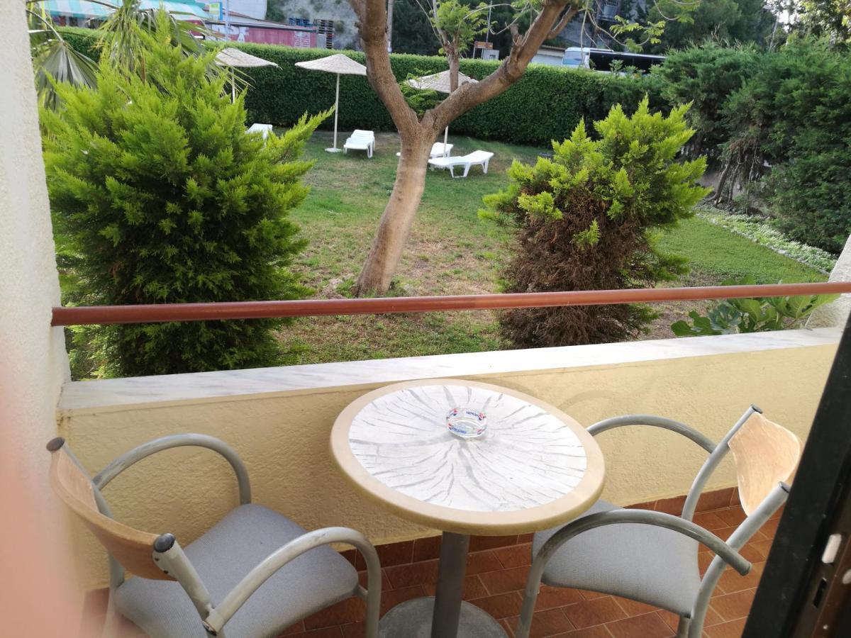 Golden Days Hotel Afantou Exterior foto